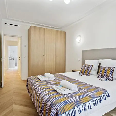 270 Haute - Superb In Paris. Appartamento *
