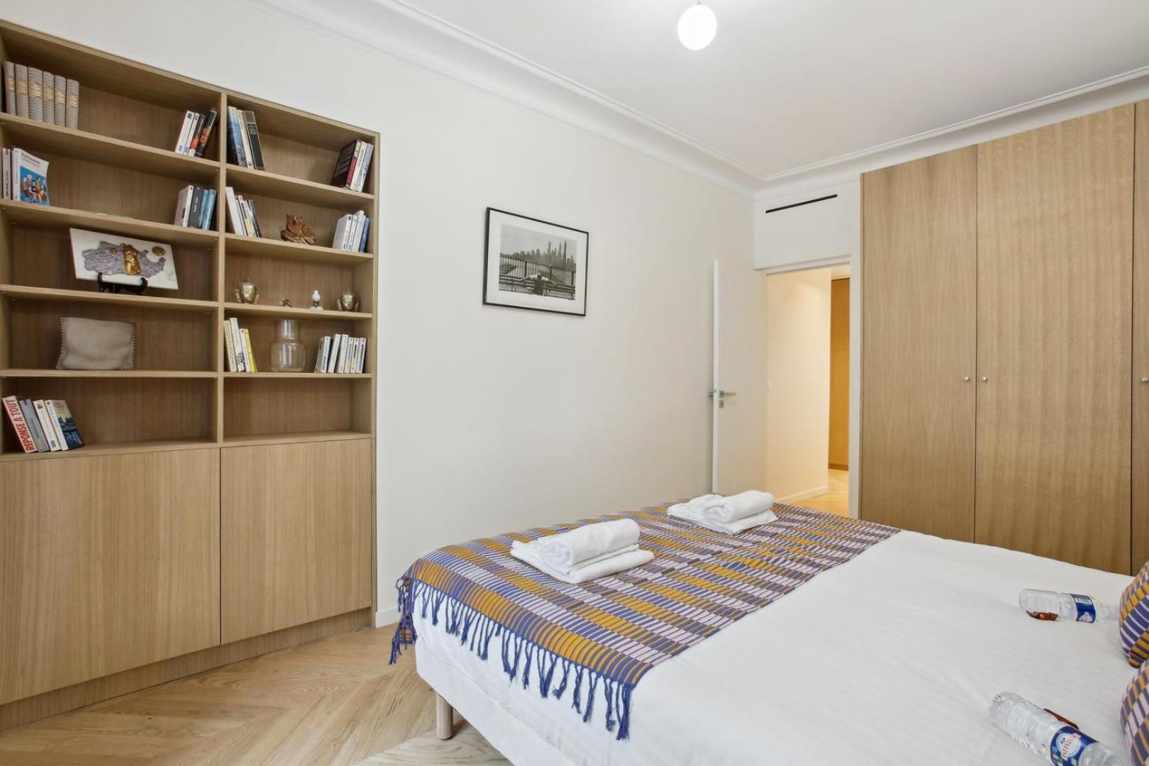 270 Haute - Superb In Paris. Parigi