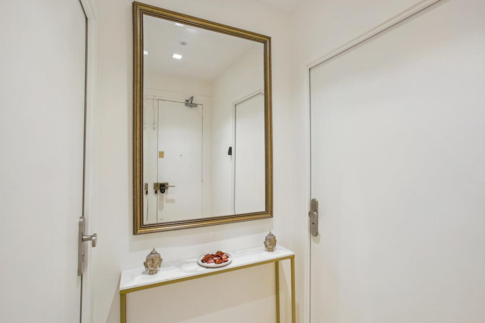 270 Haute - Superb In Paris. Appartamento